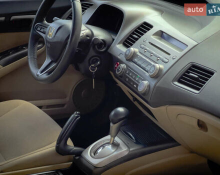 Чорний Хонда Сівік, об'ємом двигуна 1.8 л та пробігом 199 тис. км за 6300 $, фото 25 на Automoto.ua