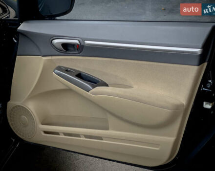 Чорний Хонда Сівік, об'ємом двигуна 1.8 л та пробігом 199 тис. км за 6300 $, фото 23 на Automoto.ua