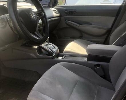 Черный Хонда Цивик, объемом двигателя 1.8 л и пробегом 380 тыс. км за 5800 $, фото 9 на Automoto.ua