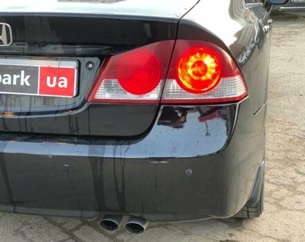 Черный Хонда Цивик, объемом двигателя 1.8 л и пробегом 240 тыс. км за 6580 $, фото 9 на Automoto.ua