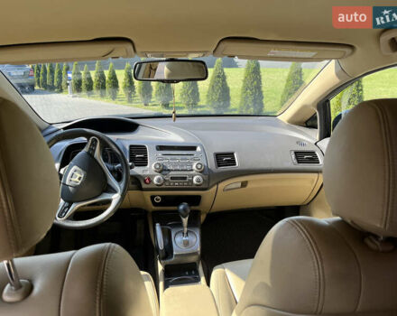 Черный Хонда Цивик, объемом двигателя 1.3 л и пробегом 288 тыс. км за 8000 $, фото 8 на Automoto.ua