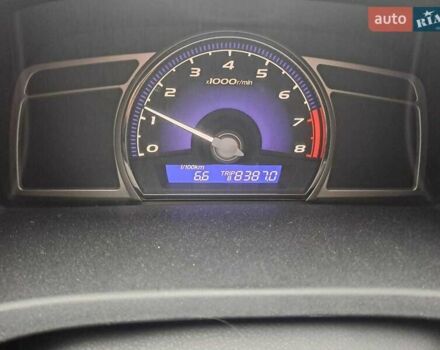 Чорний Хонда Сівік, об'ємом двигуна 1.8 л та пробігом 277 тис. км за 6500 $, фото 10 на Automoto.ua