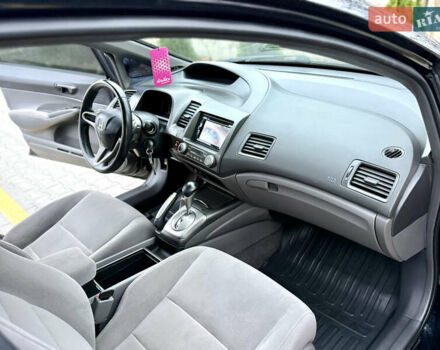 Чорний Хонда Сівік, об'ємом двигуна 1.8 л та пробігом 195 тис. км за 6900 $, фото 44 на Automoto.ua