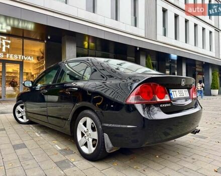 Черный Хонда Цивик, объемом двигателя 1.8 л и пробегом 157 тыс. км за 6500 $, фото 6 на Automoto.ua