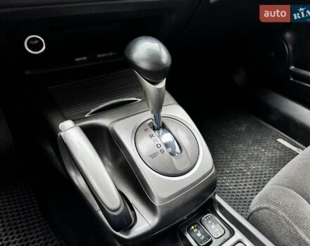 Черный Хонда Цивик, объемом двигателя 1.8 л и пробегом 157 тыс. км за 6500 $, фото 13 на Automoto.ua