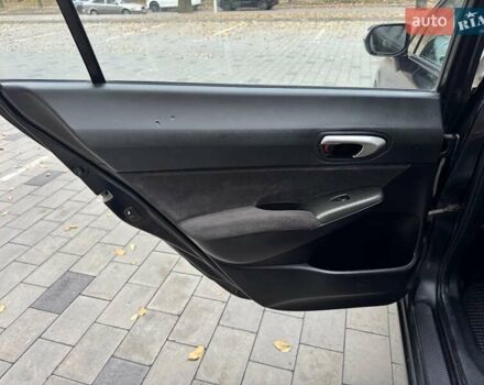 Черный Хонда Цивик, объемом двигателя 1.8 л и пробегом 157 тыс. км за 6500 $, фото 22 на Automoto.ua