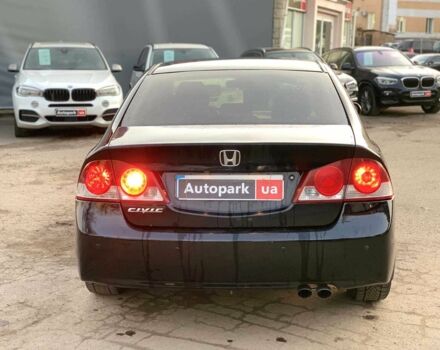 Черный Хонда Цивик, объемом двигателя 1.8 л и пробегом 240 тыс. км за 6580 $, фото 5 на Automoto.ua