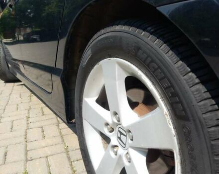 Черный Хонда Цивик, объемом двигателя 1.8 л и пробегом 274 тыс. км за 5000 $, фото 4 на Automoto.ua