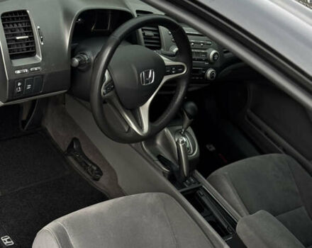 Черный Хонда Цивик, объемом двигателя 1.34 л и пробегом 250 тыс. км за 6100 $, фото 16 на Automoto.ua