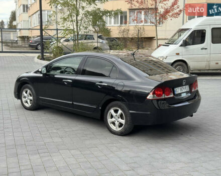 Черный Хонда Цивик, объемом двигателя 1.3 л и пробегом 420 тыс. км за 4400 $, фото 4 на Automoto.ua