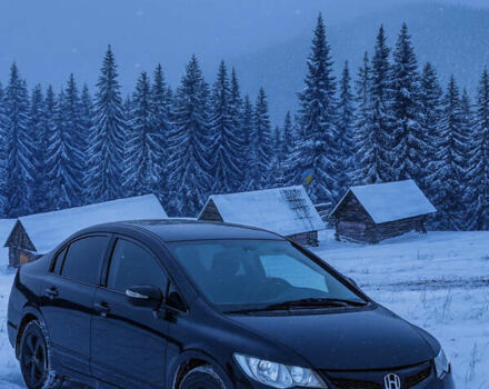 Черный Хонда Цивик, объемом двигателя 1.8 л и пробегом 328 тыс. км за 7000 $, фото 13 на Automoto.ua