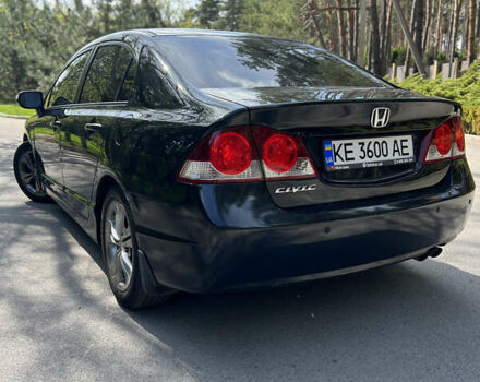 Черный Хонда Цивик, объемом двигателя 1.8 л и пробегом 214 тыс. км за 7300 $, фото 4 на Automoto.ua