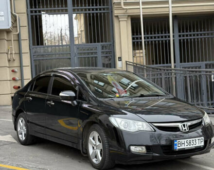 Черный Хонда Цивик, объемом двигателя 1.8 л и пробегом 245 тыс. км за 6800 $, фото 1 на Automoto.ua