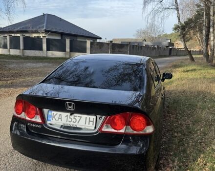 Черный Хонда Цивик, объемом двигателя 1.8 л и пробегом 234 тыс. км за 6200 $, фото 2 на Automoto.ua