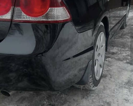 Чорний Хонда Сівік, об'ємом двигуна 1.8 л та пробігом 211 тис. км за 8000 $, фото 2 на Automoto.ua