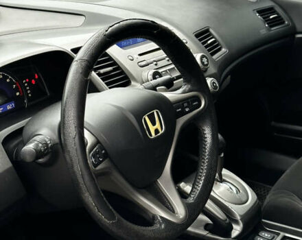 Черный Хонда Цивик, объемом двигателя 1.8 л и пробегом 440 тыс. км за 5700 $, фото 6 на Automoto.ua