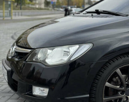 Черный Хонда Цивик, объемом двигателя 1.34 л и пробегом 250 тыс. км за 6100 $, фото 1 на Automoto.ua