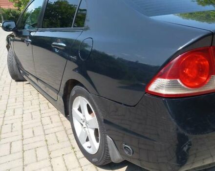 Черный Хонда Цивик, объемом двигателя 1.8 л и пробегом 274 тыс. км за 5000 $, фото 18 на Automoto.ua