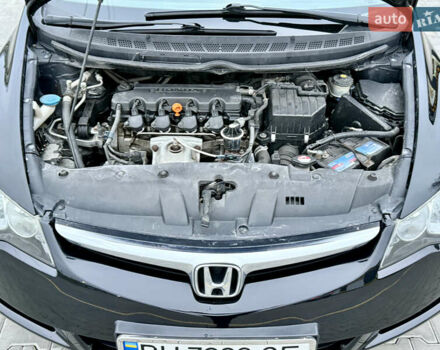 Чорний Хонда Сівік, об'ємом двигуна 1.8 л та пробігом 195 тис. км за 6900 $, фото 70 на Automoto.ua
