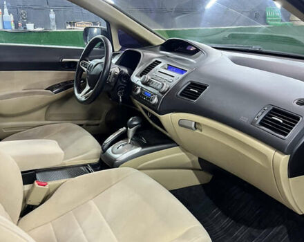 Черный Хонда Цивик, объемом двигателя 1.8 л и пробегом 206 тыс. км за 5400 $, фото 36 на Automoto.ua