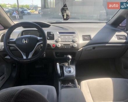 Черный Хонда Цивик, объемом двигателя 1.8 л и пробегом 380 тыс. км за 5800 $, фото 10 на Automoto.ua