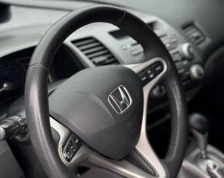 Черный Хонда Цивик, объемом двигателя 1.34 л и пробегом 250 тыс. км за 6100 $, фото 21 на Automoto.ua