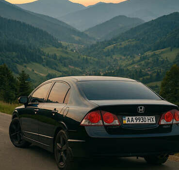 Черный Хонда Цивик, объемом двигателя 1.8 л и пробегом 328 тыс. км за 7000 $, фото 12 на Automoto.ua