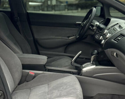 Черный Хонда Цивик, объемом двигателя 1.34 л и пробегом 250 тыс. км за 6100 $, фото 17 на Automoto.ua