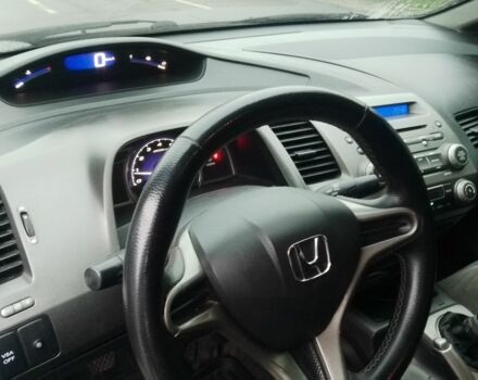 Черный Хонда Цивик, объемом двигателя 1.8 л и пробегом 230 тыс. км за 4600 $, фото 2 на Automoto.ua