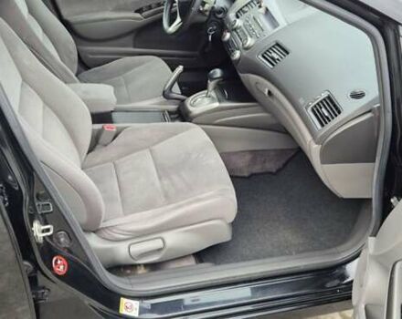 Черный Хонда Цивик, объемом двигателя 1.3 л и пробегом 197 тыс. км за 6600 $, фото 19 на Automoto.ua