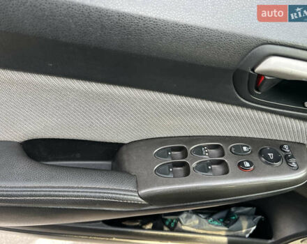 Черный Хонда Цивик, объемом двигателя 1.34 л и пробегом 210 тыс. км за 6399 $, фото 19 на Automoto.ua