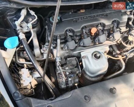 Чорний Хонда Сівік, об'ємом двигуна 1.8 л та пробігом 120 тис. км за 7300 $, фото 4 на Automoto.ua