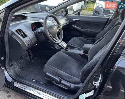 Черный Хонда Цивик, объемом двигателя 1.3 л и пробегом 297 тыс. км за 7999 $, фото 41 на Automoto.ua