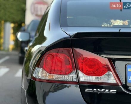 Черный Хонда Цивик, объемом двигателя 1.3 л и пробегом 297 тыс. км за 7999 $, фото 18 на Automoto.ua