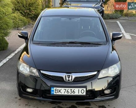 Черный Хонда Цивик, объемом двигателя 1.3 л и пробегом 297 тыс. км за 7999 $, фото 4 на Automoto.ua
