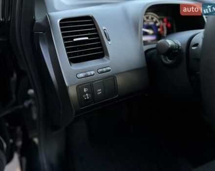 Черный Хонда Цивик, объемом двигателя 1.3 л и пробегом 297 тыс. км за 7999 $, фото 46 на Automoto.ua