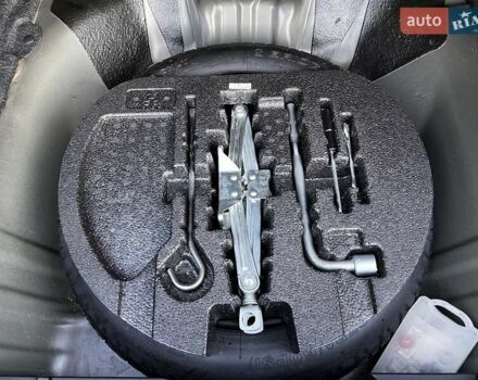 Черный Хонда Цивик, объемом двигателя 1.3 л и пробегом 297 тыс. км за 7999 $, фото 20 на Automoto.ua