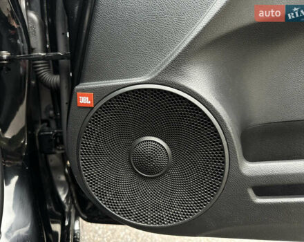 Чорний Хонда Сівік, об'ємом двигуна 1.3 л та пробігом 240 тис. км за 7300 $, фото 36 на Automoto.ua