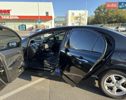 Черный Хонда Цивик, объемом двигателя 1.34 л и пробегом 160 тыс. км за 7800 $, фото 19 на Automoto.ua