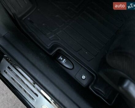 Черный Хонда Цивик, объемом двигателя 1.3 л и пробегом 297 тыс. км за 7999 $, фото 45 на Automoto.ua