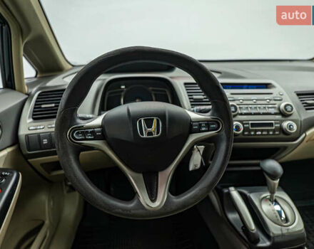 Черный Хонда Цивик, объемом двигателя 1.3 л и пробегом 210 тыс. км за 7146 $, фото 11 на Automoto.ua