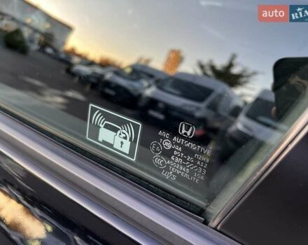 Черный Хонда Цивик, объемом двигателя 1.3 л и пробегом 297 тыс. км за 7999 $, фото 10 на Automoto.ua