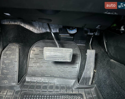 Черный Хонда Цивик, объемом двигателя 1.34 л и пробегом 160 тыс. км за 7800 $, фото 12 на Automoto.ua