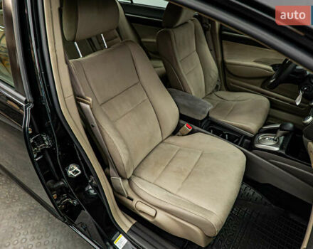 Черный Хонда Цивик, объемом двигателя 1.3 л и пробегом 210 тыс. км за 7146 $, фото 16 на Automoto.ua