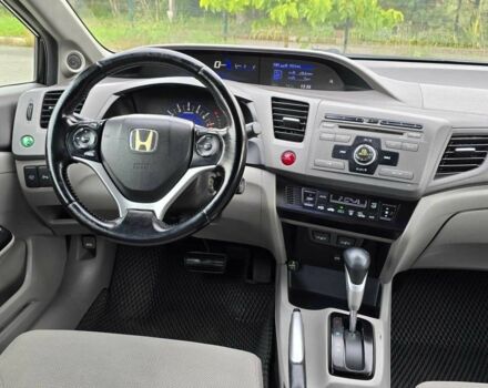 Хонда Цивик 2012 в Хмельницком на Automoto.ua Черный Хонда Цивик, объемом двигателя 1.8 л и пробегом 172 тыс. км за 9999 $, фото 22 на Automoto.ua