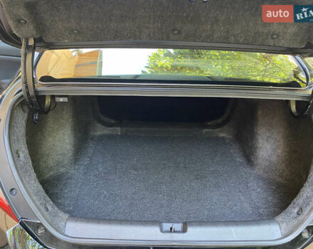 Чорний Хонда Сівік, об'ємом двигуна 2 л та пробігом 75 тис. км за 16000 $, фото 4 на Automoto.ua