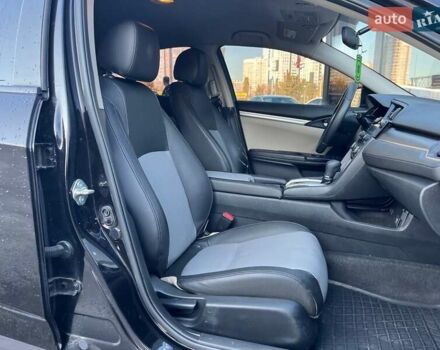 Черный Хонда Цивик, объемом двигателя 2 л и пробегом 150 тыс. км за 11990 $, фото 11 на Automoto.ua