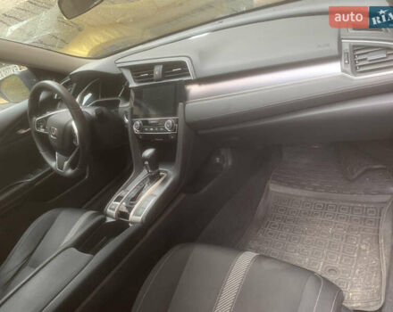 Черный Хонда Цивик, объемом двигателя 1.5 л и пробегом 76 тыс. км за 12500 $, фото 7 на Automoto.ua