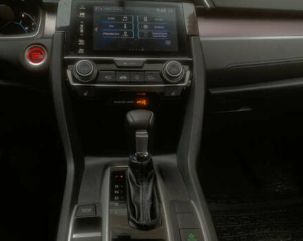 Черный Хонда Цивик, объемом двигателя 1.5 л и пробегом 76 тыс. км за 12500 $, фото 6 на Automoto.ua