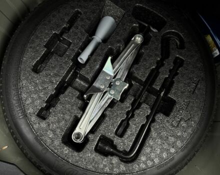 Черный Хонда Цивик, объемом двигателя 2 л и пробегом 140 тыс. км за 14000 $, фото 6 на Automoto.ua